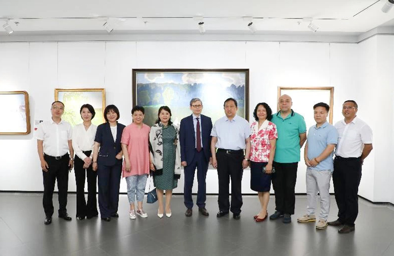 【文体活动】华纳娱乐美术馆“当代”俄罗斯油画展隆重开幕