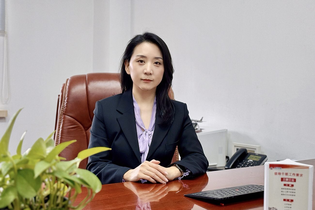 华纳娱乐集团国资战队“英雄谱”事迹专栏——人民同泰总经理助理、物流中心党总支书记、总经理高丽娜