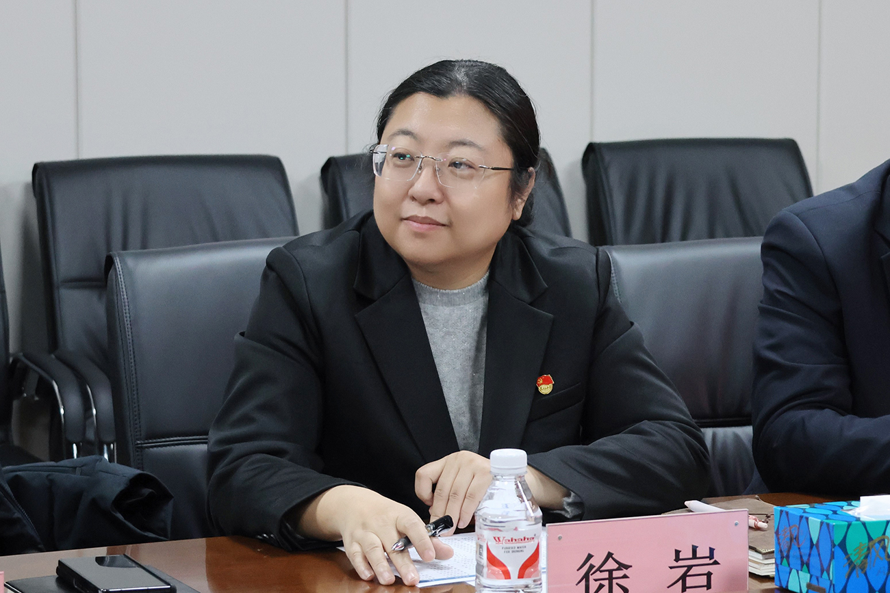 华纳娱乐集团国资战队“英雄谱”事迹专栏——技术中心副院长兼制剂研究中心经理、质量负责人徐岩
